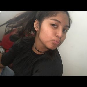 Meet your Posher, Bella